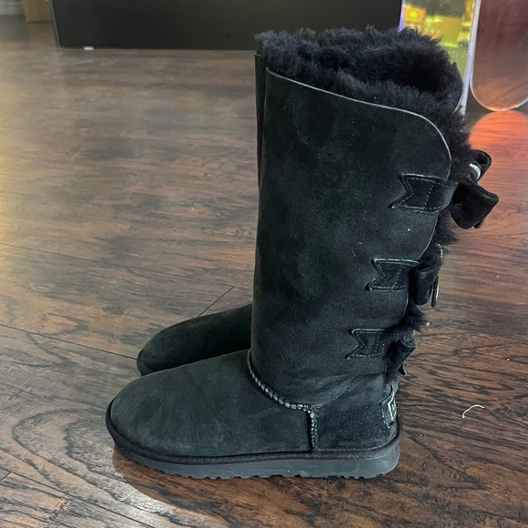 UGG Classic Amelie Swarovski Crystal bow tie tall boot black size 7 - Picture 4 of 7
